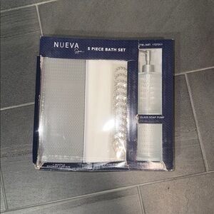 NEW! Nueva Spa 5 piece bath set, Gray